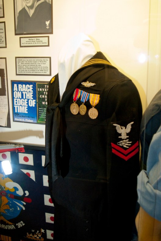 WWII Navy submariner radioman 2/c