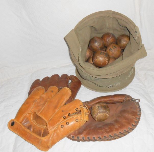 Without the auction text, this image could be misleading. Buyer beware!